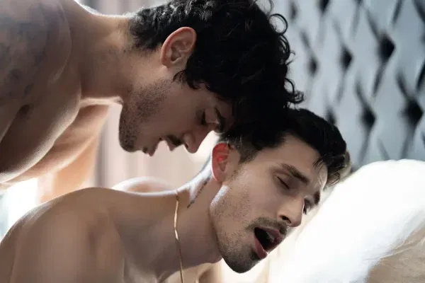 Stay The Night: Ashton Summers & Kane Fox Gay Porn