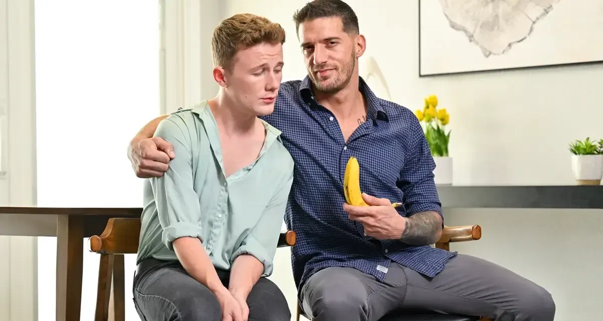 Stepdad's Banana BJ: Benny Fox & Ty Roderick Gay Porn