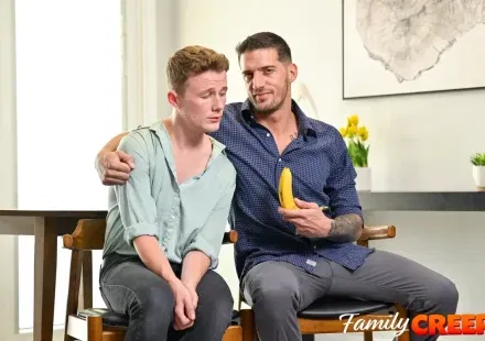 Stepdad's Banana BJ: Benny Fox & Ty Roderick Gay Porn