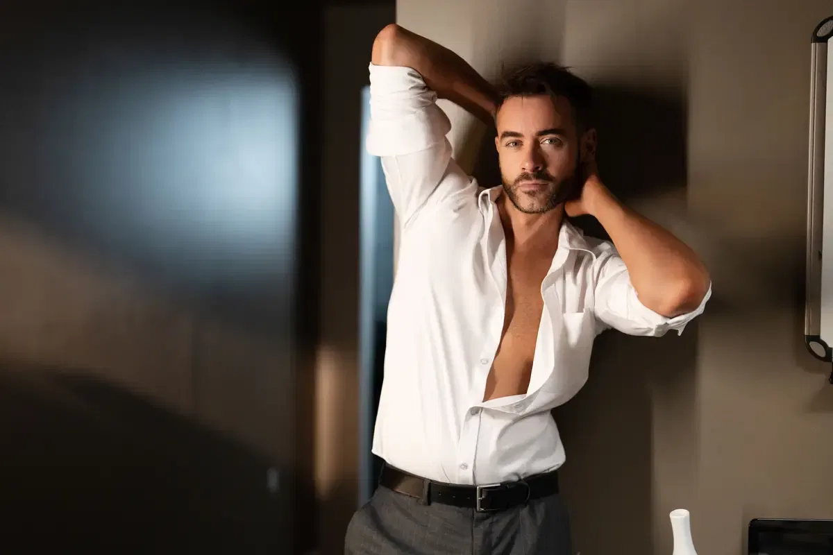 The Heat Is On: Holden Beau & Zac Barrett Gay Porn 5