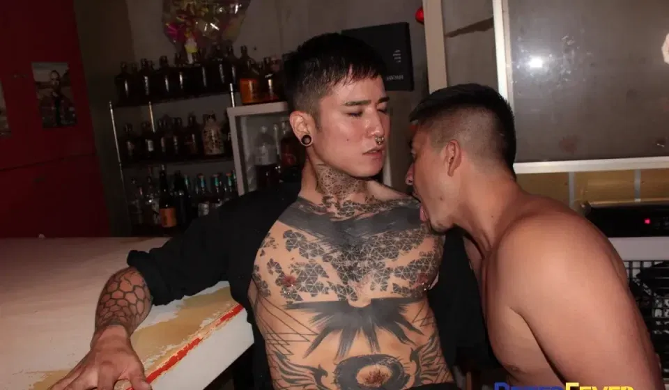 Yoshi Kawasaki & Hiroya In Midnight Boner 8 Gay Porn