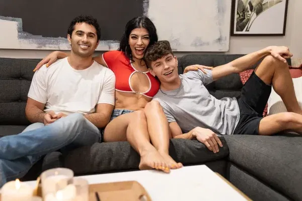 Bisexual Temptation with Drake Von, Zane Walker, and Jasmine Sherni Gay Porn