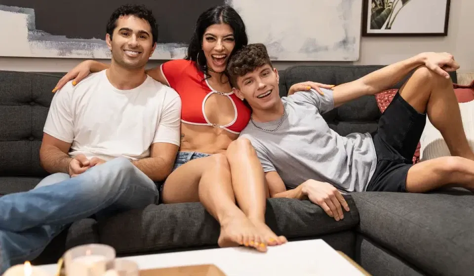 Bisexual Temptation with Drake Von, Zane Walker, and Jasmine Sherni Gay Porn