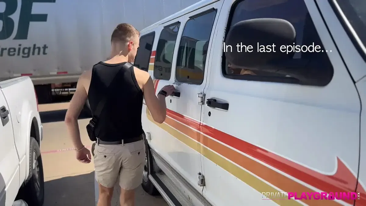 Chad Crimson's Bareback Truck Stops By The Pool For A Threesome Gay Porn 13