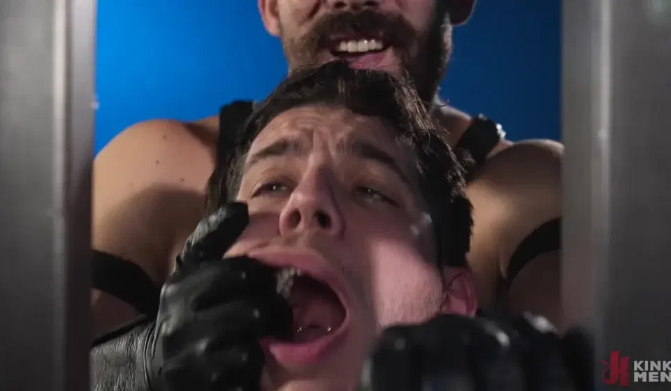 Eddie Patrick Welcomes BDSM Newcomer Teddy Graham To KinkMen Gay Porn