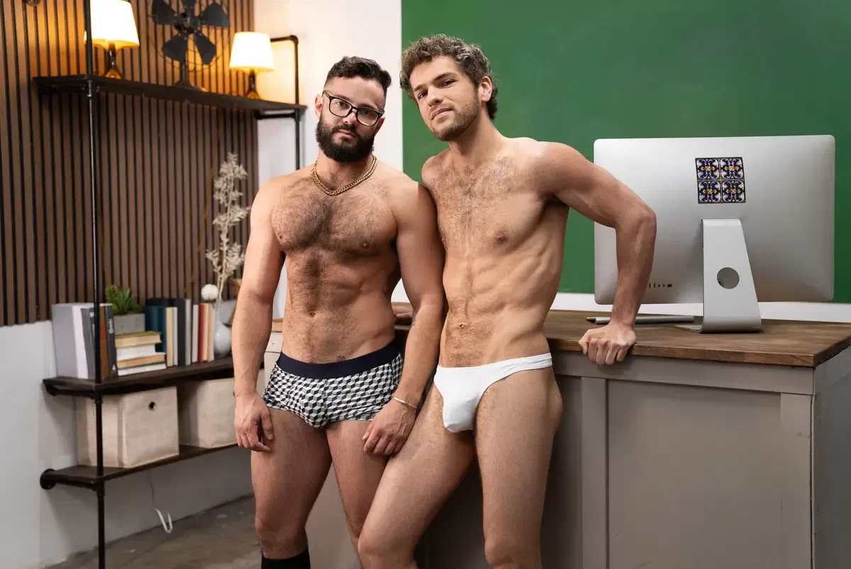 HOT: Bunker & Hayden Harding In Book Slut By MEN Gay Porn 8