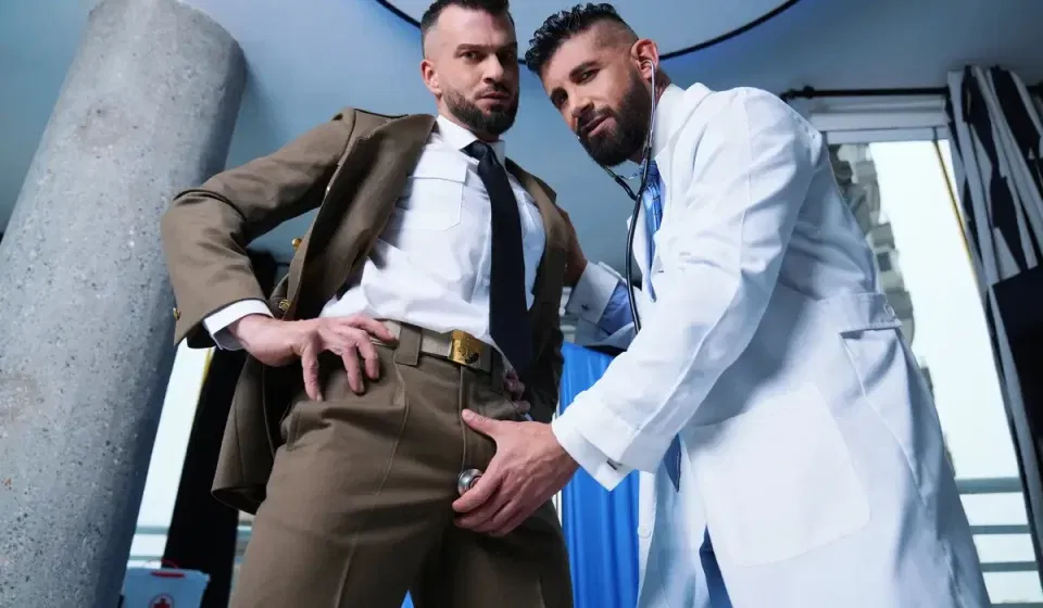 Military Man & Doctor: Alex Brand & Justin Jett In Medical Exam by MenAtPlay Gay Porn