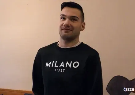 Czech Hunter 827: The Real Estate Deal Turns Erotic Czech Hunter 827: The Real Estate Deal Turns Erotic Gay Porn