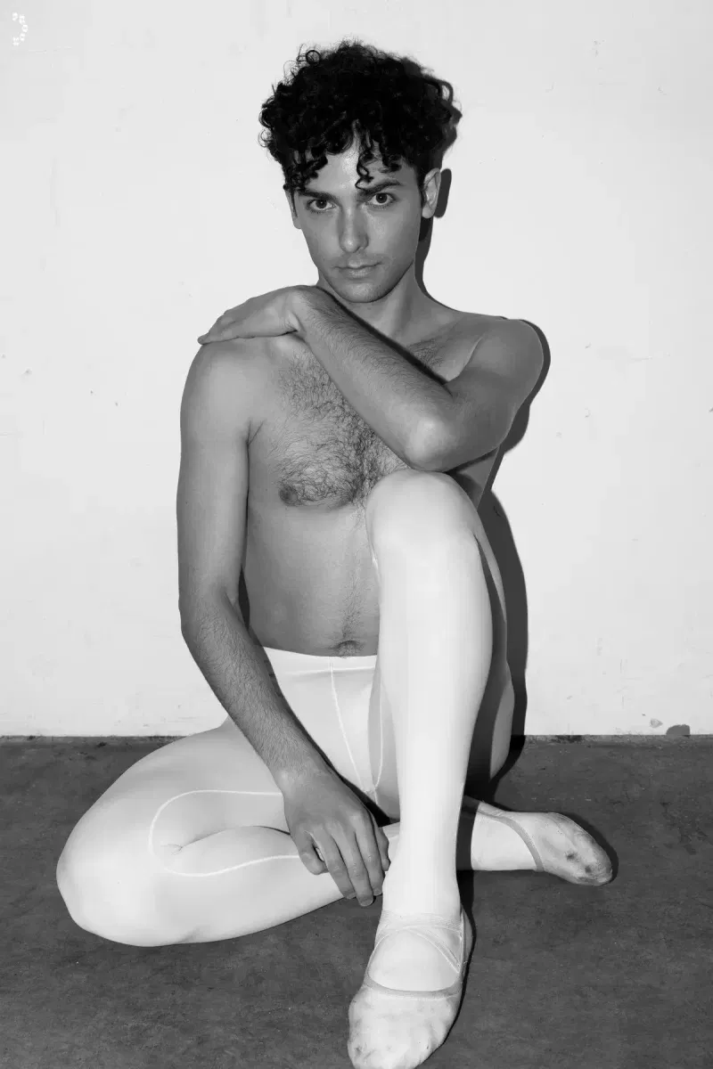 Darien Valentino's Intimate Ballet Gay Porn 1