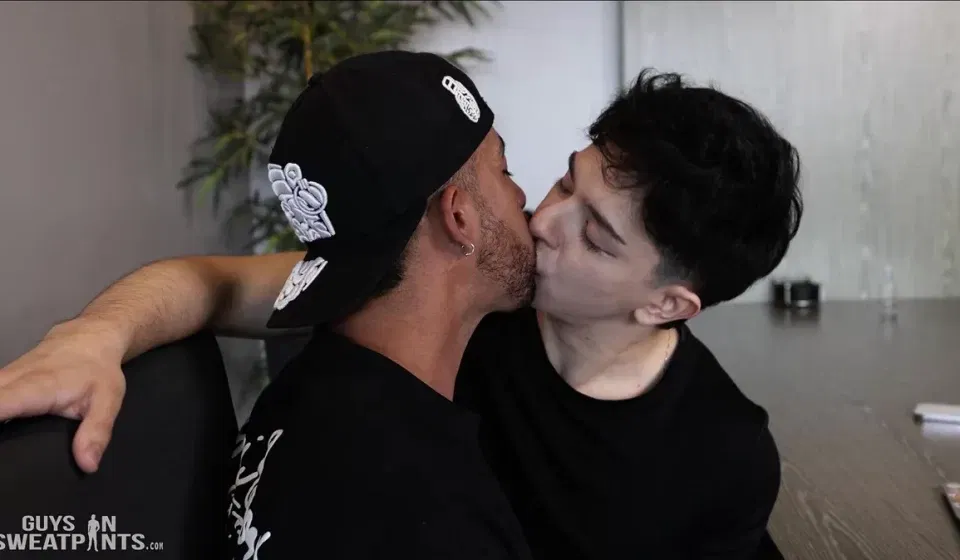 Dubian Jauregui & Jack's Guys In Sweatpants Session Goes Wild Gay Porn