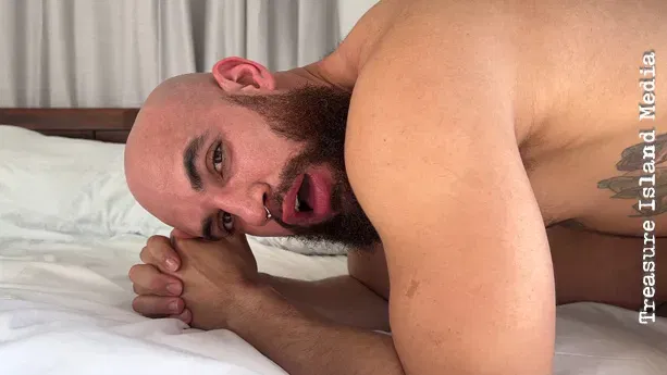 Geon’s Raw Submission With An Uncut 11-Inch King Geon's Raw Submission With An Uncut 11-Inch King Gay Porn