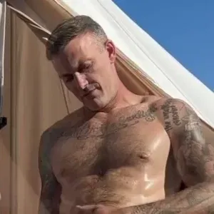 Oiled Up & Horny: Christian Wilde's Unscripted Solo Adventure Gay Porn