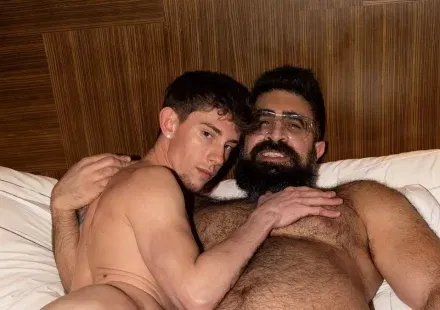 Open It Up on Frock The World: Zane Swallows Gareth's Huge Cock Gay Porn